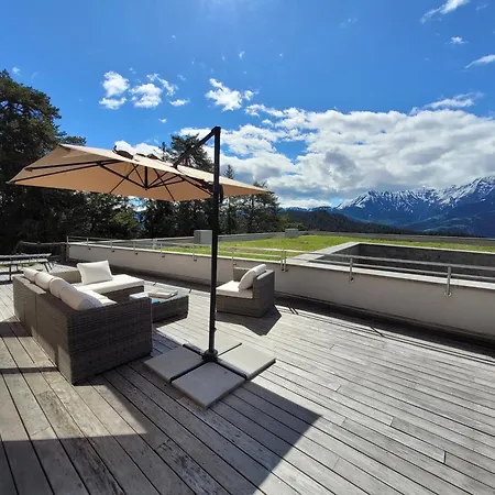 Alpine By Quokka 360 - Terrace With Magnificent Mountain Views
