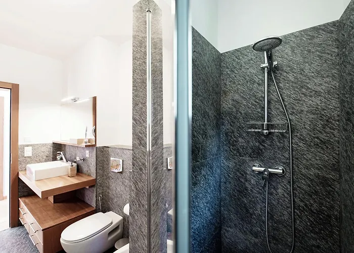 Alpine By Quokka 360 - With Sun Terrace In The Mountains Apartment