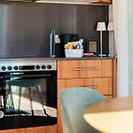 Alpine By Quokka 360 - With Sun Terrace In The Mountains