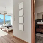 Alpine By Quokka 360 - With Sun Terrace In The Mountains Appartement Laax