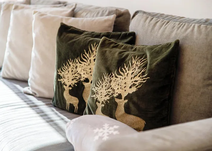 Alpine By Quokka 360 - Terrace With Magnificent Mountain Views Lejlighed